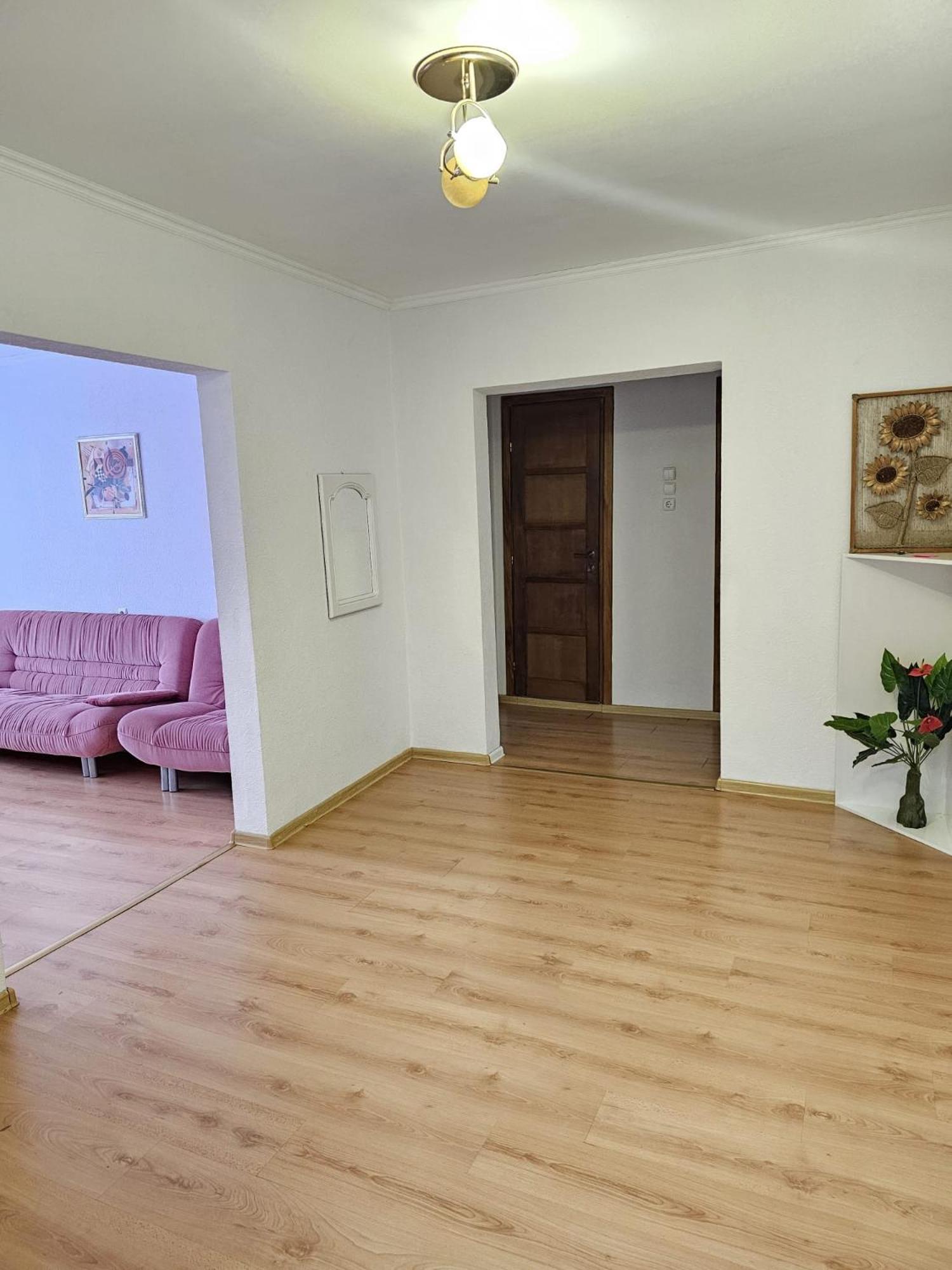 Apartament 2 Bedrooms, Botanica Chişinau Exteriör bild